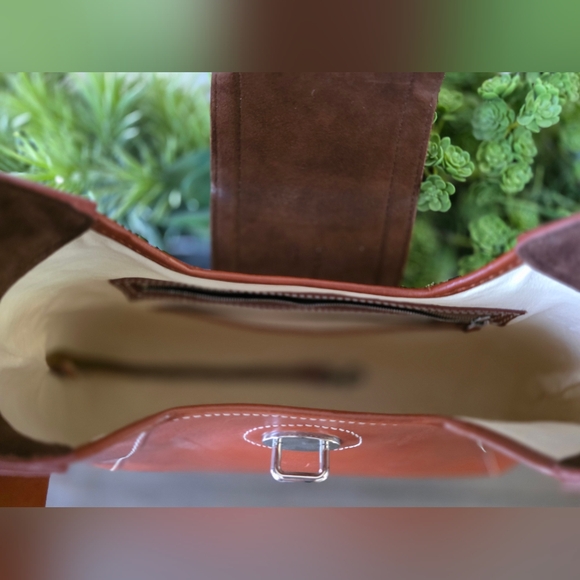 Dooney & Bourke Florintine Toscana Front Stitch Hobo In Ginger - Picture 8 of 11